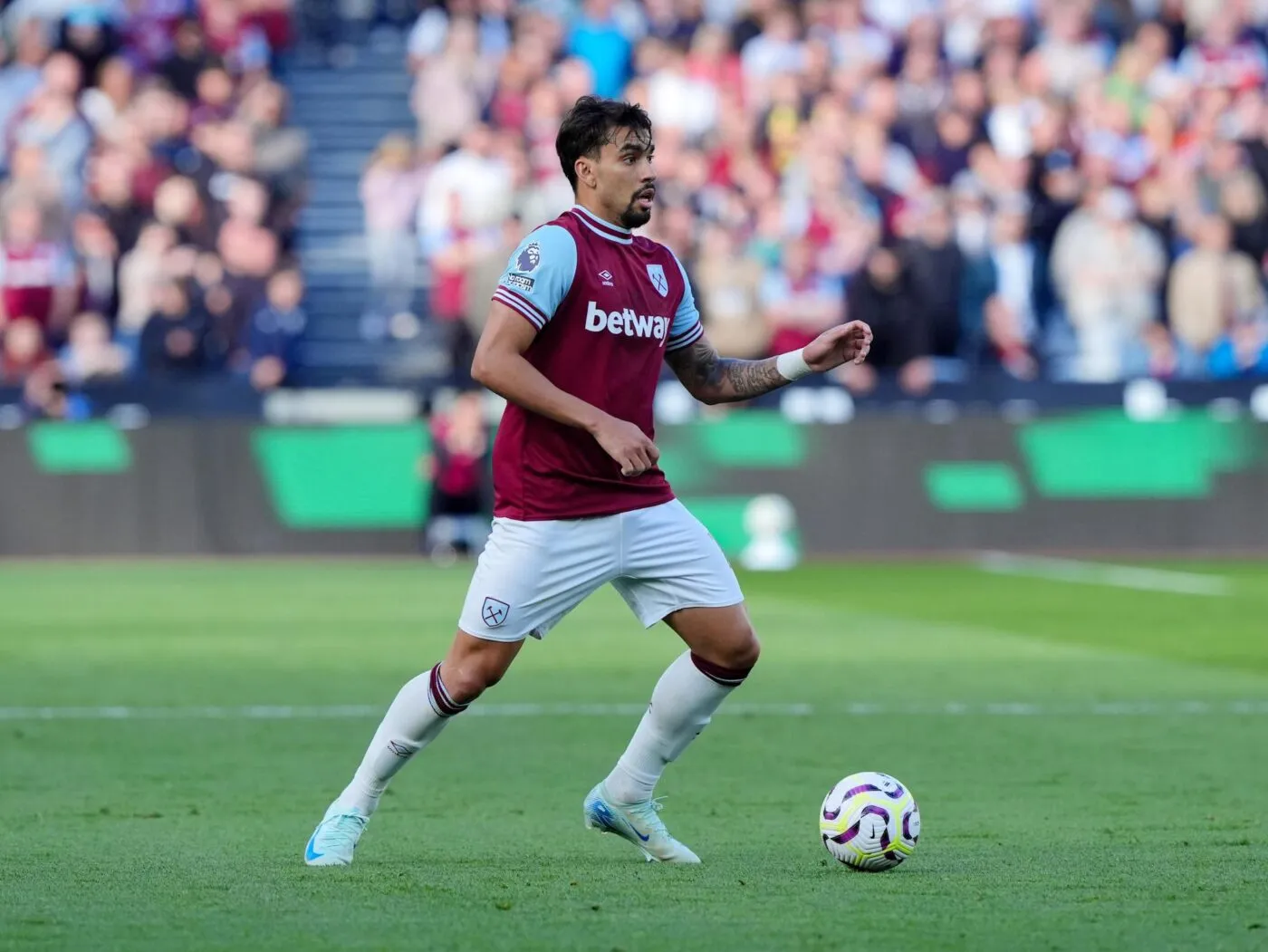 FA bị chỉ trích nặng nề sau khi Paquetá thoát cáo buộc dàn xếp